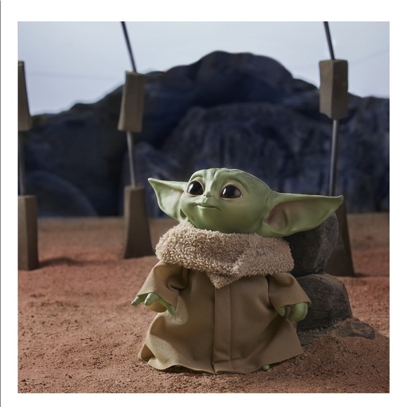 Talking Star Wars Mandalorian The Child Plush Toy - Picture 5 of 6